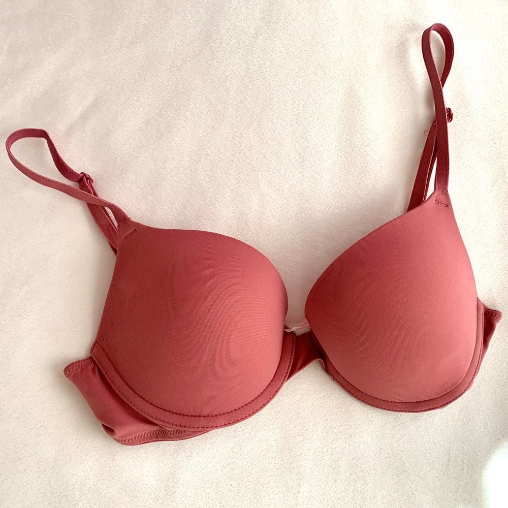 PINK Victoria Secret Wear Everywhere Push-Up Bra